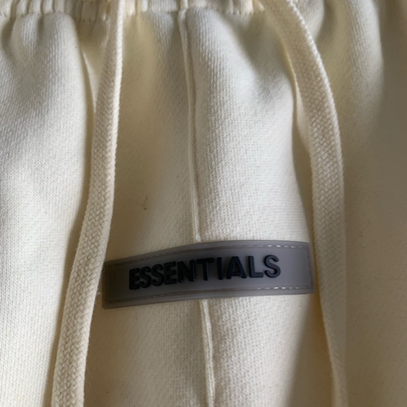 Essentials joggers - Picture 3 of 3
